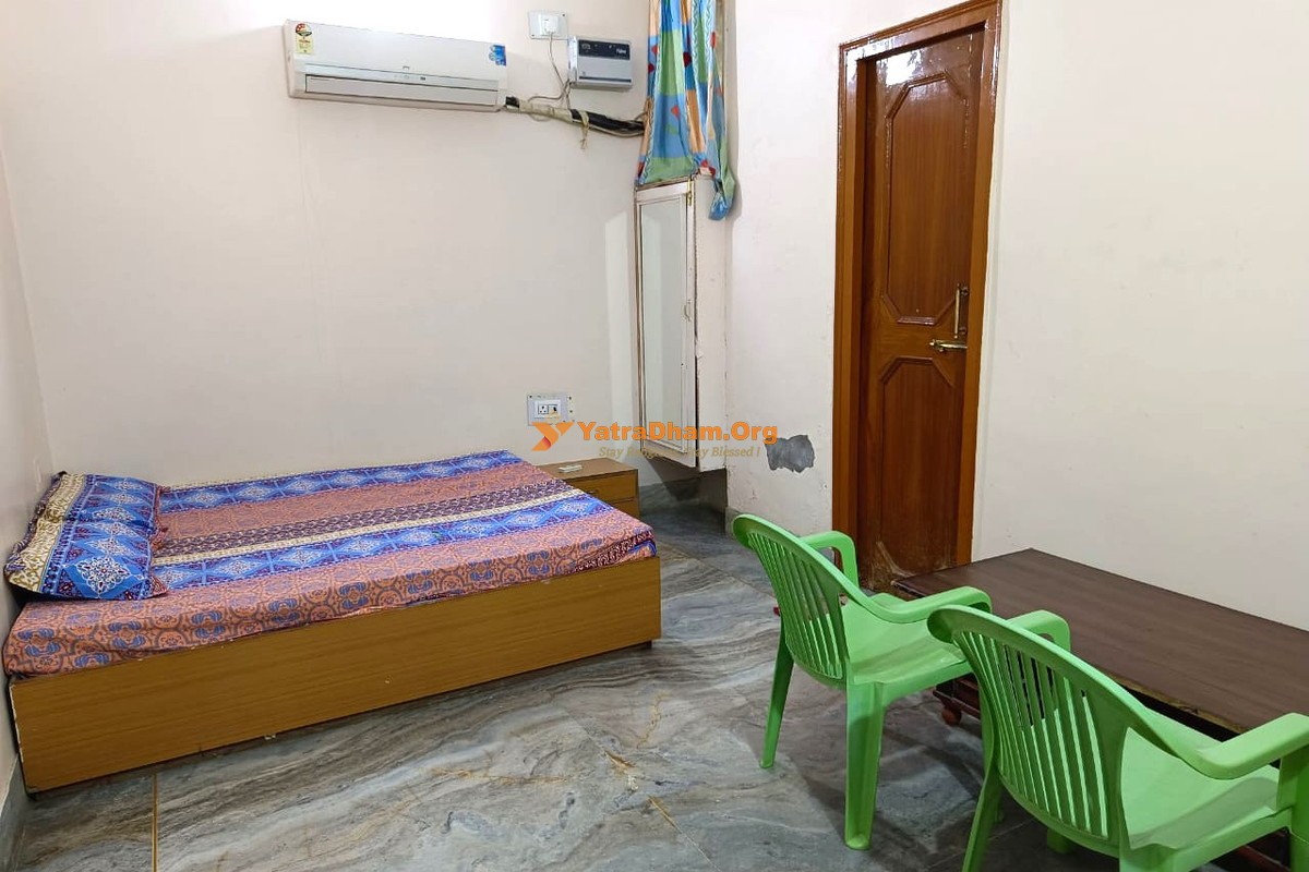 Jatipura - Hotel Giriraj Palace