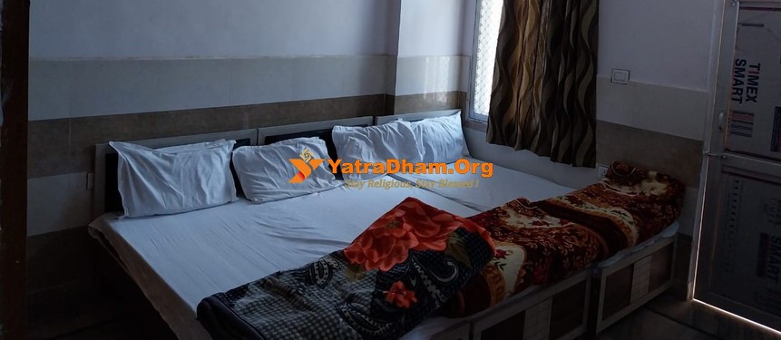 Khatu Om Shree Shyam Datta Guest House 4 Bed Non AC Room