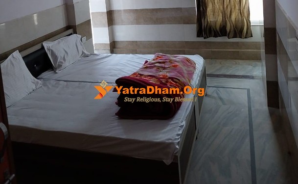 Khatu Om Shree Shyam Datta Guest House 2 Bed AC Room