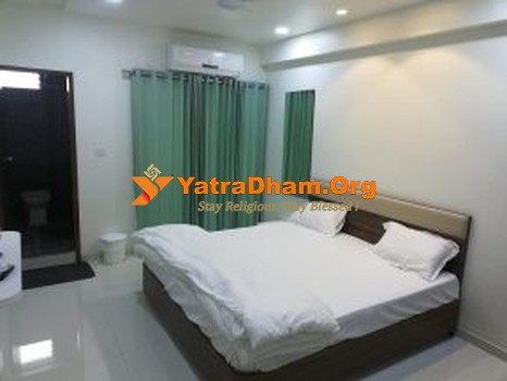 Patdi Virat Guest House Room