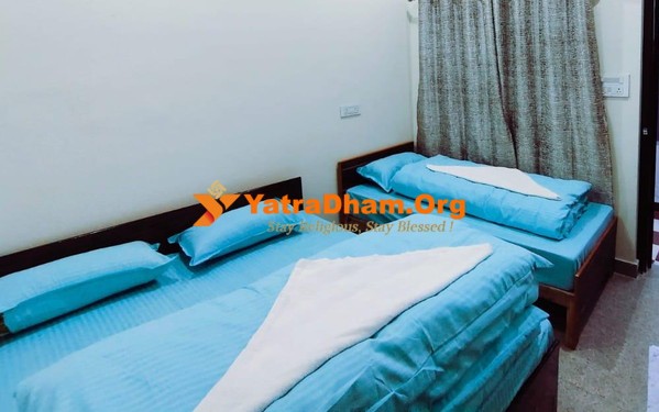 Guptkashi Hotel Shree Kedar Darshan 3 Bed Non AC Room