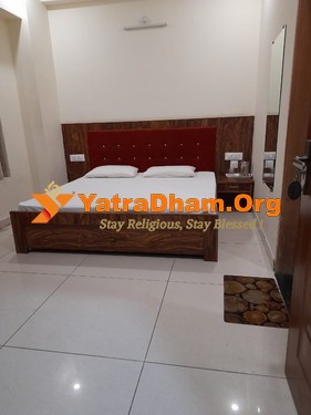 Haridwar Pal Samaj Dharamshala 2 Bed AC Deluxe Room View Room View