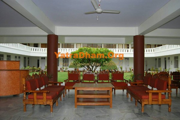 Vrindavan Nayarang Ashram Waiting Area