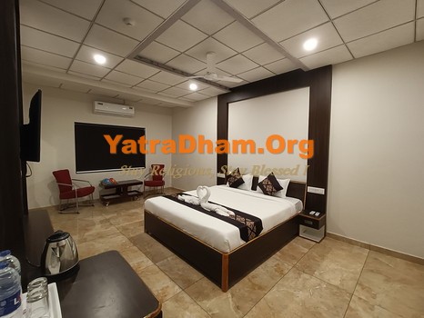 Somnath - YD Stay 4714 (Hotel Dev Inn)_View1