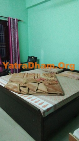 Agrawal Dharashala in Kangra Jwalamukhi Room view 7