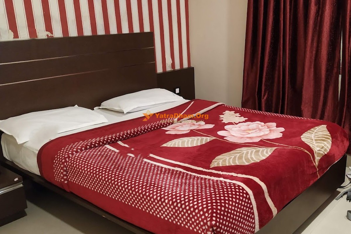 Hotel Royal Palace - Mysore