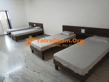 Palitana Gajbhawar Dharamshala 4 Bed non-AC Room