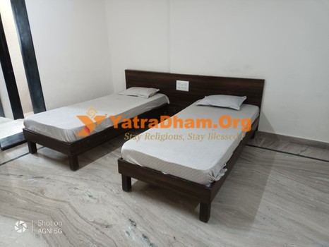 Palitana Gajbhawar Dharamshala 2 Bed non-AC Room