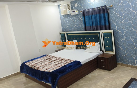 Darshan Bhavan Ayodhya View Room 1