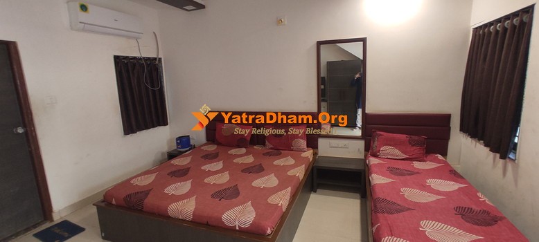 Ambaji Hira Laxmi Sarswati Sadan 3 Bed Room