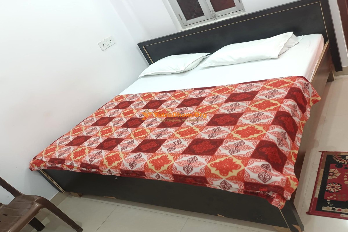 Maa Kaushalya Guest House - Ayodhya