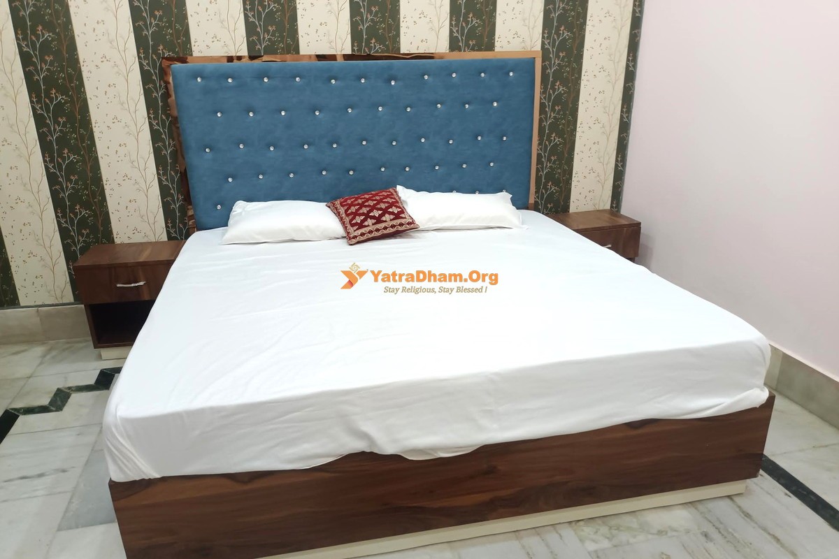 Urjit Home Stay - Ayodhya