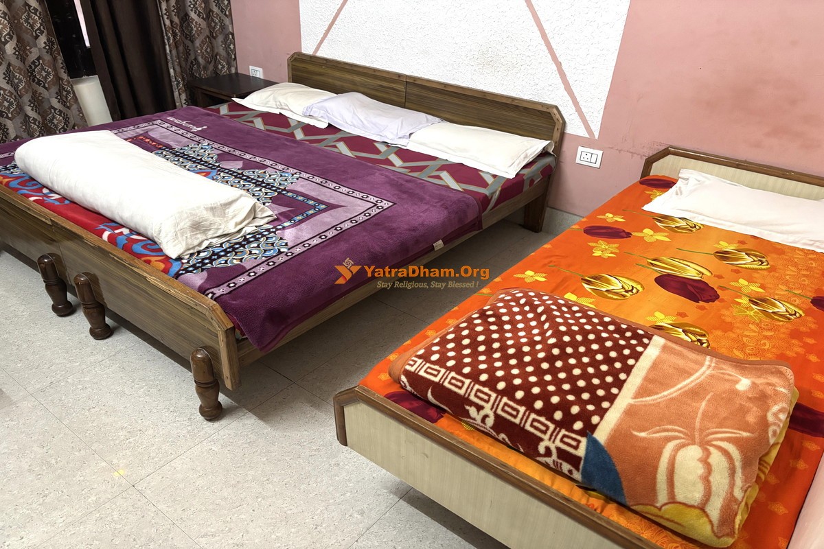 Shri Chintamani Ashram Near Har Ki Pauri - Haridwar