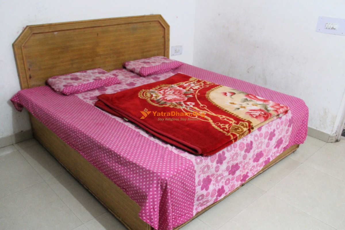 Katra - Sadhu Dharam Sthal (Hanuman Mandir Dharamshala)