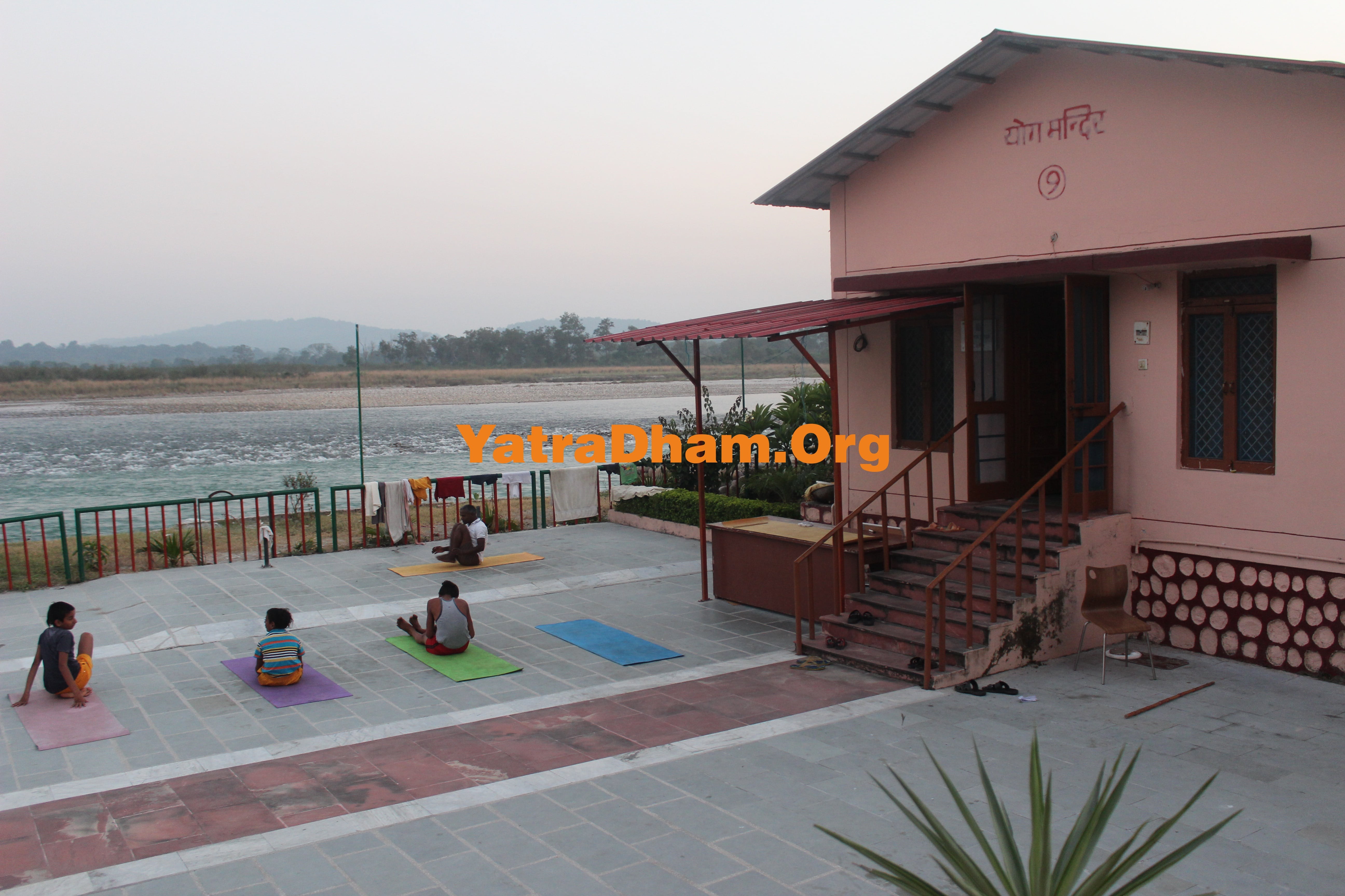 Haridwar Parmarth Ashram Ganga Ghat View3