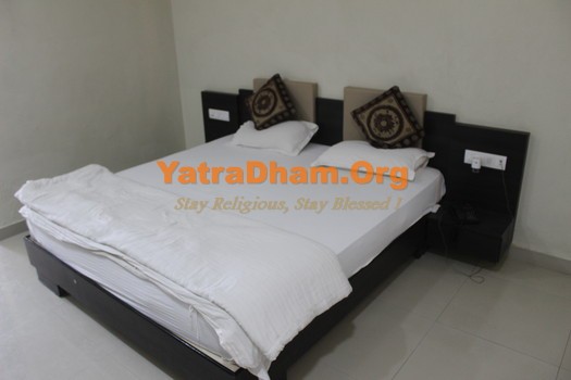 Dwarka - Hotel Sunder Palace (YD Stay 50009)