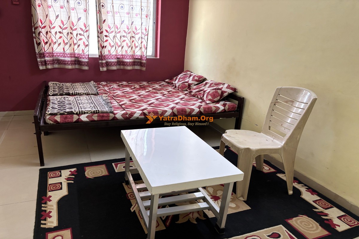 Ambai Bhakt Niwas - Tuljapur