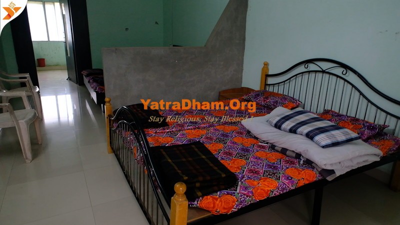 Indore Manek Chand Baitala Hinkargiri Tirth 4 Bed AC Room View 1