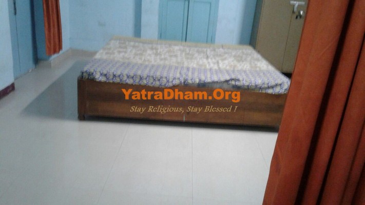 Jagannath Puri Doodwavala Dharamshala 2 Bed Non AC Room View 2