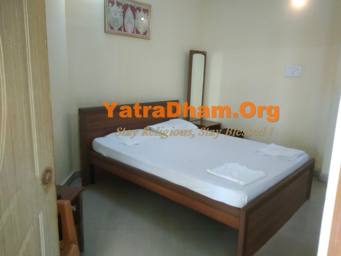 Jagannath puri Shri Gundicha Bhakta Niwas_2 Bed Non Ac Room