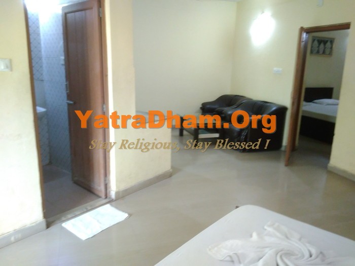 Jagannath puri Shri Gundicha Bhakta Niwas_3 Bed Ac Room_View 1