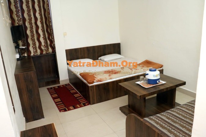 Pachmarhi  - YD Stay 228001 Jain Residency Hotel Room View1