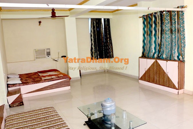 Pachmarhi - YD Stay 228001 Jain Residency Hotel Room View6