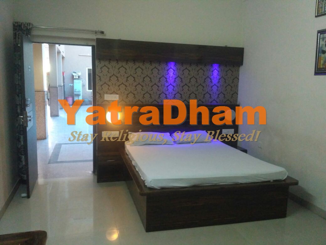 Jaipur_Khandelwal_Dharamshala_2 Bed_AC Room View1