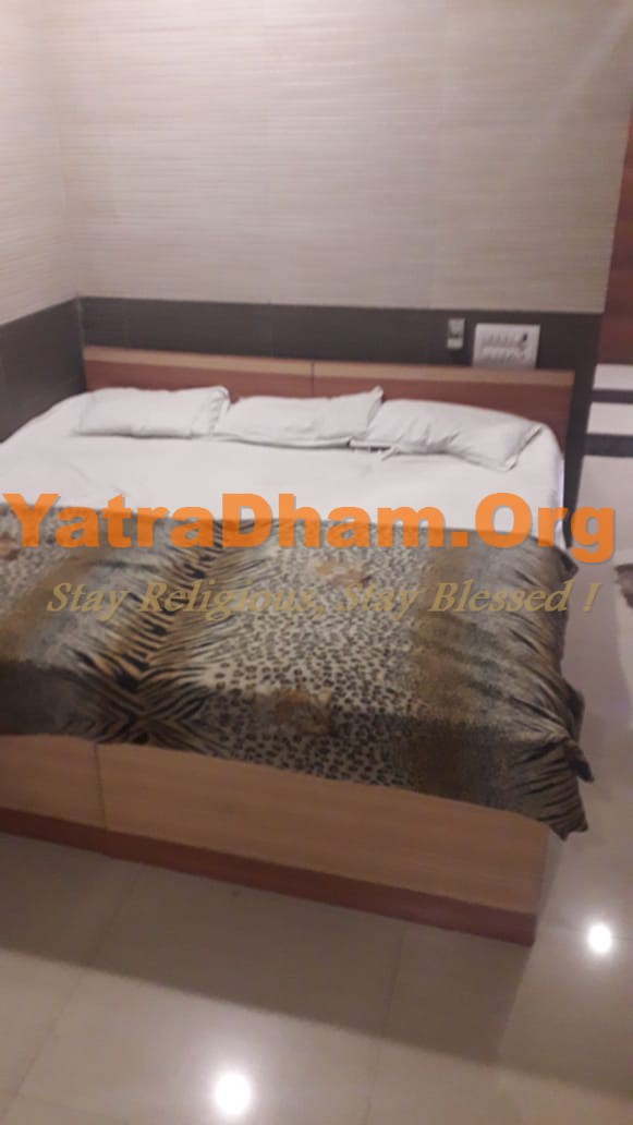Chotila - YD Stay 10201 Hotel Jalaram Room View1