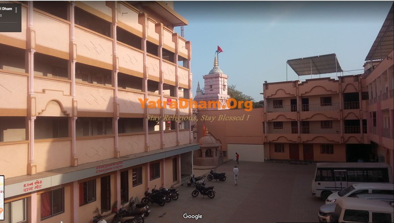 Jamnagar - Shri 5 Navtanpuri Dham Krishna Pranami Ashram