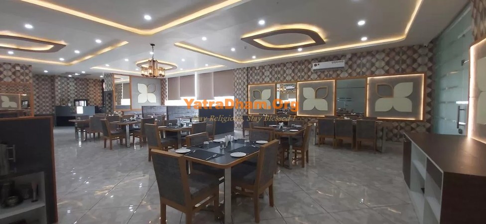 Karjan - YD Stay 267001 (Hotel Evaay) Food Zone