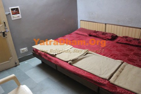 Katra Multan Seva Trust 4 Bed AC Room View