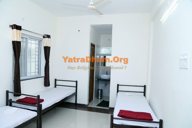 Ausa - Shri Keshav Balaji Devasthan Trust Room View2