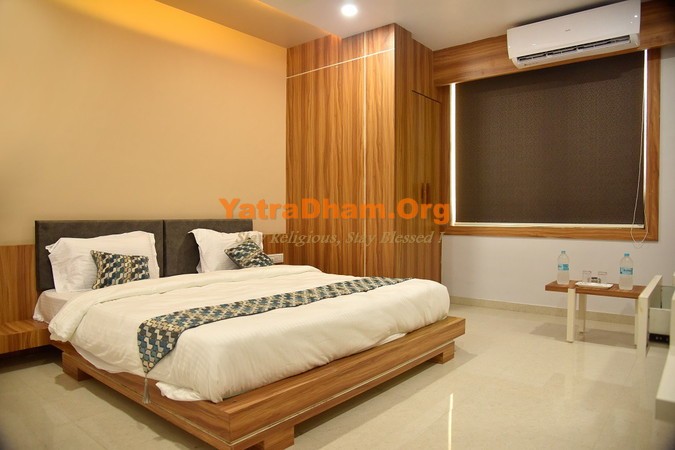 Somnath - YD Stay 4705 Hotel Krish Room View1