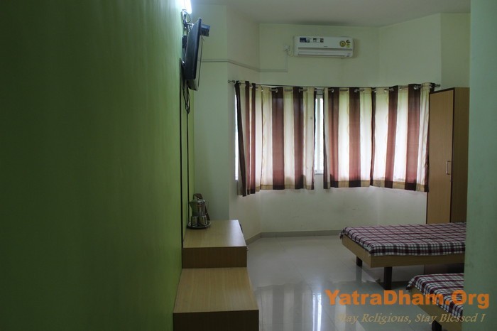 Lonavala_Jaihind_Mahaveer_Sanatorium_Health_Resort_2 Bed_A/c Room_View4