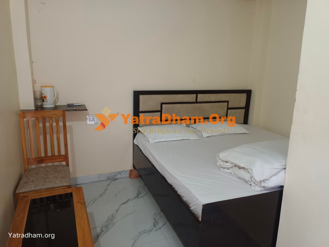 Maa Tulsi Paying Guest House - Ayodhya