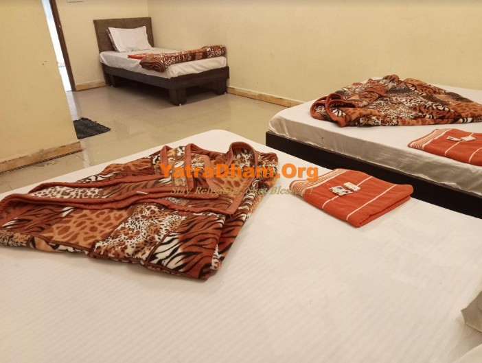 Ujjain - YD Stay 7105 (Hotel Mahakal Vishram) - Room View  1