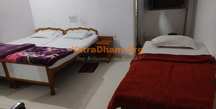 Amarkantak Mahendram Vishram Gruh 3 Bed Room View 1