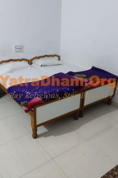 Amarkantak Mahendram Vishram Gruh 2 Bed Room View 2