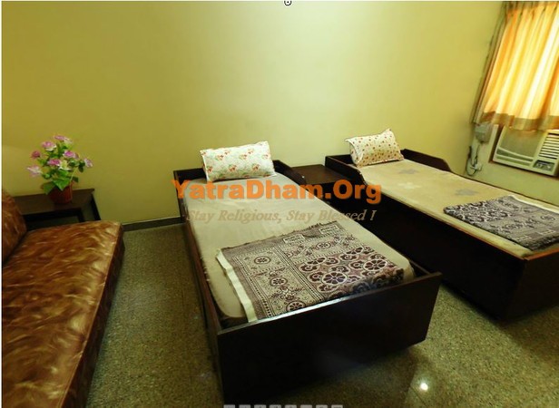 Mahudi Atithi Bhavan Mahudi 2 Bed Room
