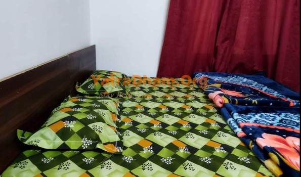 Nainital Maa Bhagwati Homestay Room