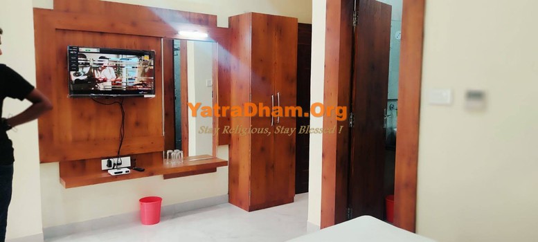 Varanasi - YD Stay 32002 (Hotel Nandini Palace) 2 Bed AC Room View 4
