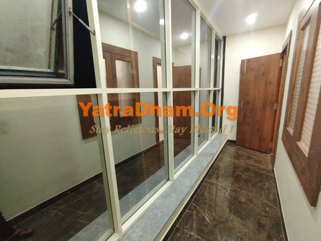 Varanasi - YD Stay 32002 (Hotel Nandini Palace) Lobby