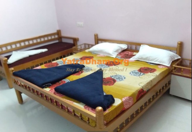 Rajpipla YD Stay 2289 (Narayani Heritage Resort) 2 Bed Room View 6