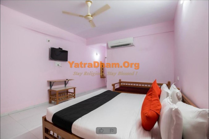 Rajpipla YD Stay 2289 (Narayani Heritage Resort) 2 Bed Room View 3