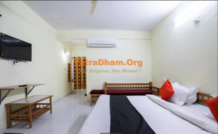 Rajpipla YD Stay 2289 (Narayani Heritage Resort) 2 Bed Room View 2