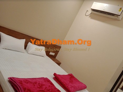 Indore Nasiya Jain Dharamshala 2 Bed Room View 1