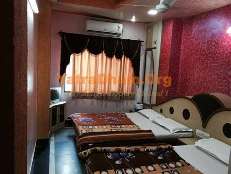 Nathdwara - YD Stay 4004 (Hotel Hari Darshan) - 4 Bed Room View 3