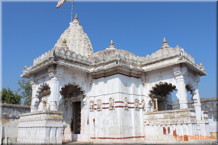 Navkhanda_Parshwanath_Ghogha_Dharamshala_Old_Temple