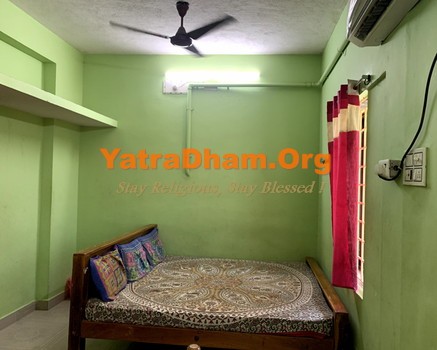 Vellore - YD Stay 16203 (New AKS Guest House) 6 Bed Room View 1